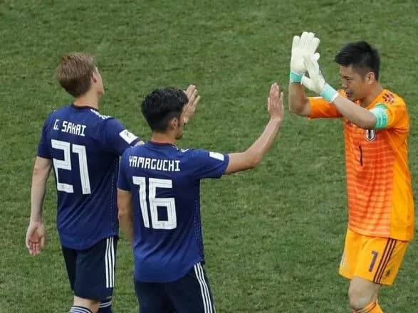 viznachilis-usi-pari-1-8-finalu-chempionatu-svitu-z-futbolu