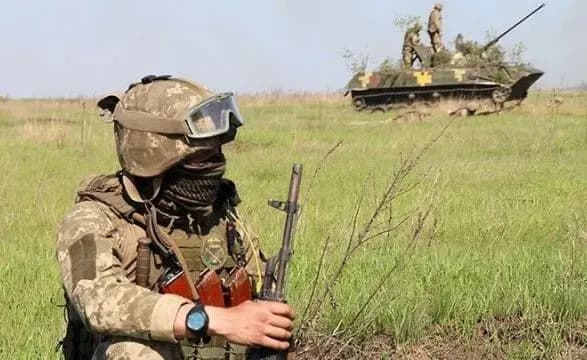 z-pochatku-dobi-boyoviki-8-raziv-vidkrivali-vogon-zi-striletskoyi-zbroyi-ta-granatometiv