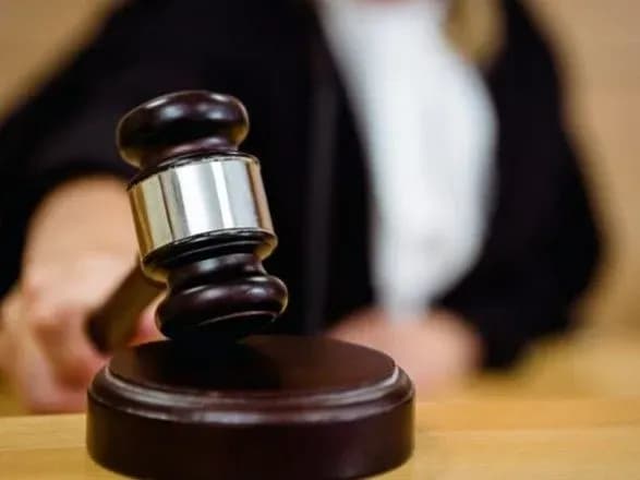 za-kermom-napidpitku-konsultanta-vs-khochut-prityagti-do-distsiplinarnoyi-vidpovidalnosti