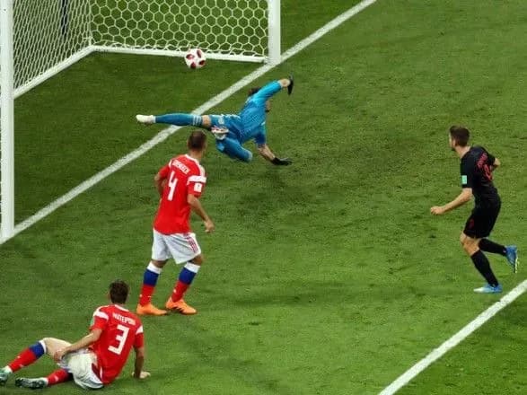 zbirna-rosiyi-prograla-komandi-khorvatiyi-u-seriyi-penalti-u-chvertfinali-chs-2018