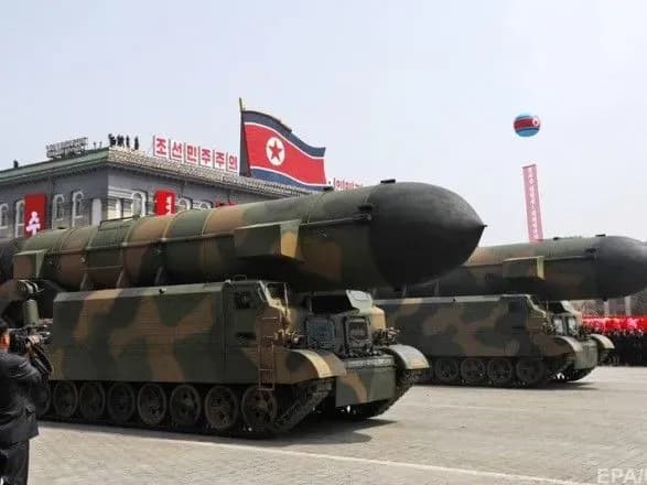 glavi-mzs-yaponiyi-i-pivdennoyi-koreyi-denuklearizatsiya-kndr-mozhe-buti-tilki-absolyutnoyu