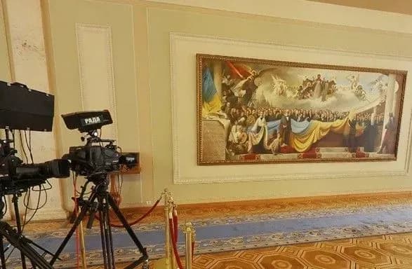 komitet-rekomenduvatime-ne-obmezhuvati-robotu-zhurnalistiv-u-kuluarakh-radi