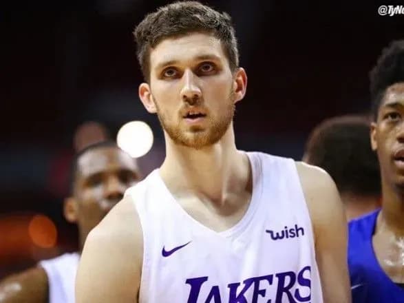 rezultativniy-vistup-mikhaylyuka-dopomig-leykers-viyti-v-1-4-finalu-litnoyi-ligi-nba