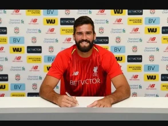 liverpul-oformiv-naydorozhchiy-v-istoriyi-transfer-sered-vorotariv