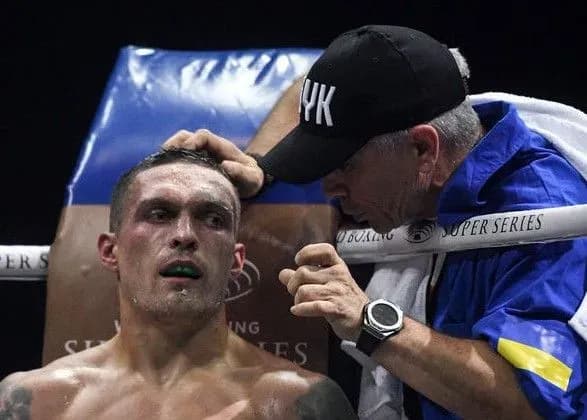 usik-zayaviv-pro-bazhannya-pratsyuvati-z-batkom-lomachenka