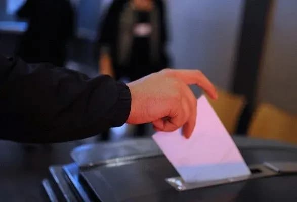 u-rosiyi-zaproponuvali-provesti-referendum-schodo-pensiynoyi-reformi