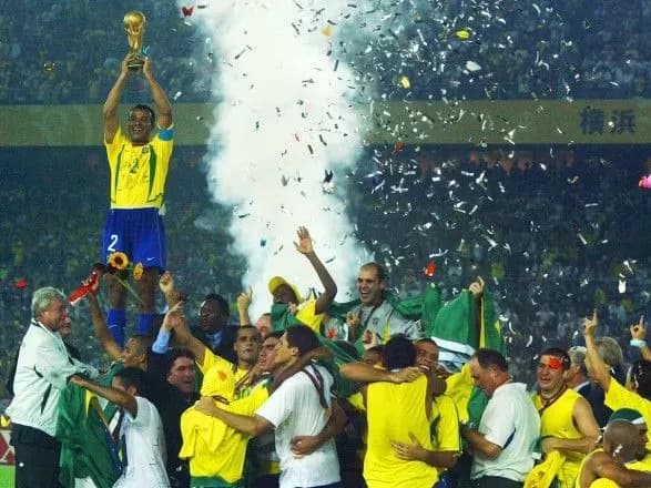 daily-mail-zaplatit-shtraf-za-nepravdivi-dopingovi-zvinuvachennya-futbolista