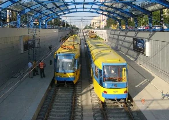 do-20-serpnya-cherez-remont-magistrali-shvidkisnikh-tramvayiv-obmezhat-rukh