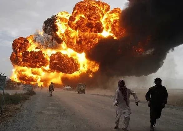 den-viboriv-u-pakistani-zaginulo-vzhe-ponad-30-lyudey