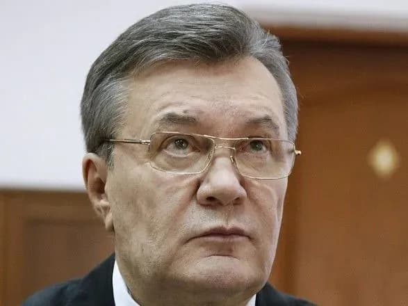 yanukovich-zaboroniv-zakhischati-sebe-bezplatnim-advokatam