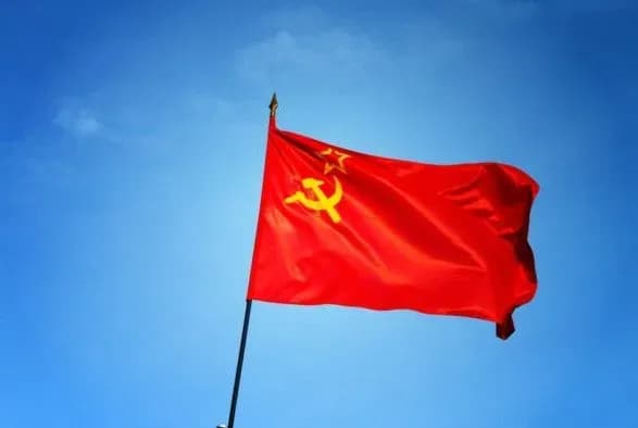 u-litvi-khochut-viznati-kompartiyu-zlochinnoyu-organizatsiyeyu