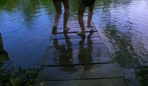 pidlitok-poshkodiv-khrebet-koli-kupavsya-u-richtsi-na-khmelnichchini