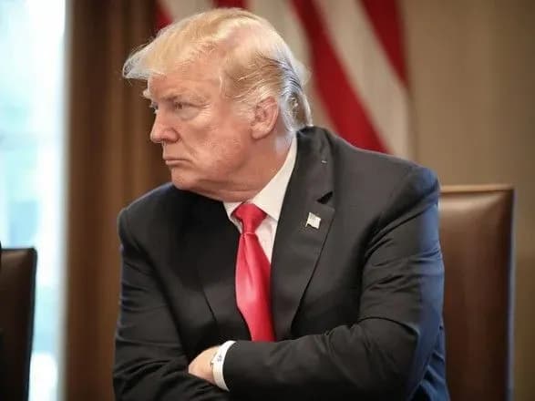 tramp-pidtverdiv-spilkuvannya-sina-z-rosiyanami-dlya-otrimannya-kompromatu-na-oponentiv