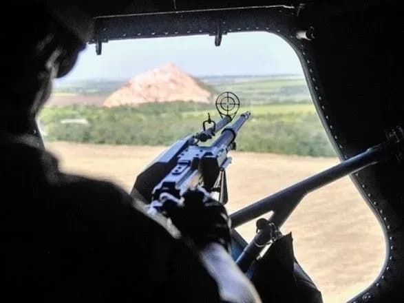 boyoviki-z-opivnochi-sim-raziv-obstrilyali-ukrayinski-pozitsiyi-na-donbasi