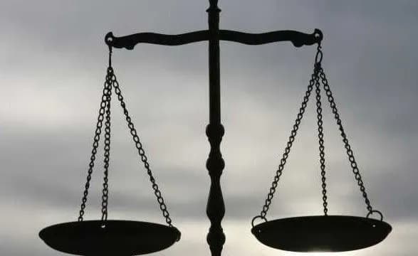 sud-posadiv-na-12-rokiv-zakorenilogo-vbivtsyu-retsidivista