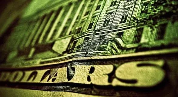 rf-planuye-prodati-bilshe-tsinnikh-paperiv-ssha-u-vidpovid-na-sanktsiyi