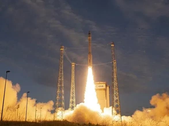 raketa-vega-iz-suputnikom-aeolus-startuvala-z-kosmodromu-kuru