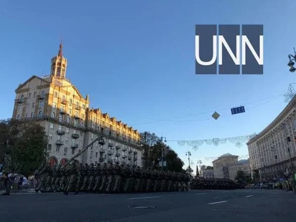 pidgotovka-do-dnya-nezalezhnosti-po-khreschatiku-proyikhala-boyova-tekhnika