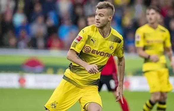 gol-yarmolenka-uviyshov-do-top-10-myachiv-sezonu-bundesligi