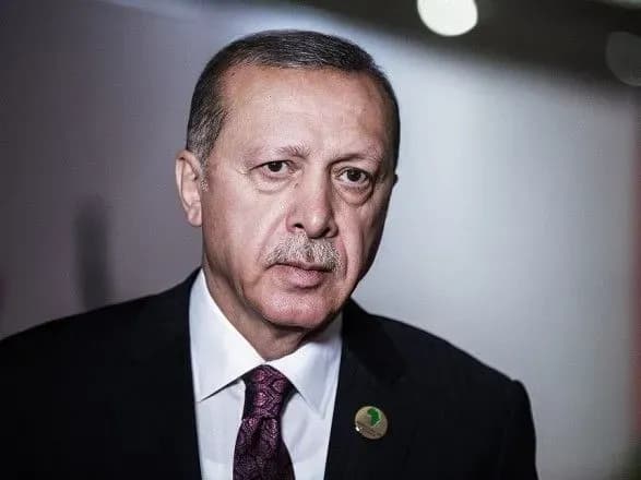 erdogan-zayaviv-scho-turechchina-ne-maye-namiru-zapituvati-dozvolu-v-pitannyakh-pridbannya-s-400