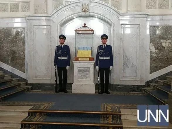 pochalas-robota-devyatoyi-sesiyi-verkhovnoyi-radi