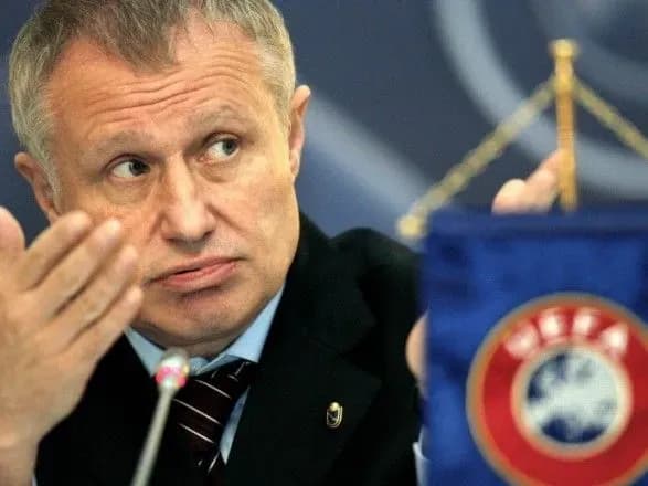 zakhidni-zmi-nazvali-surkisa-lobistom-interesiv-rf