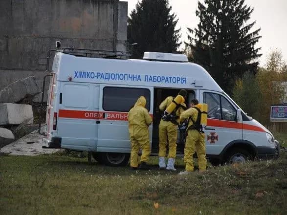 u-prileglikh-do-krimu-rayonakh-khersonschini-vzyali-probi-vodi-ta-gruntu