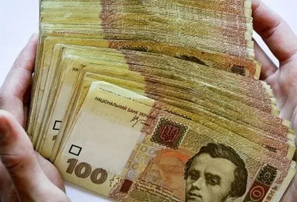 z-vini-bukhgaltera-rayupravlinnya-politsiyi-kiyeva-znikli-ponad-2-mln-grn-rechovikh-dokaziv