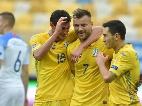 pavelko-pro-peremogu-sino-zhovtikh-u-lvovi-gramotna-i-vpevnena-gra