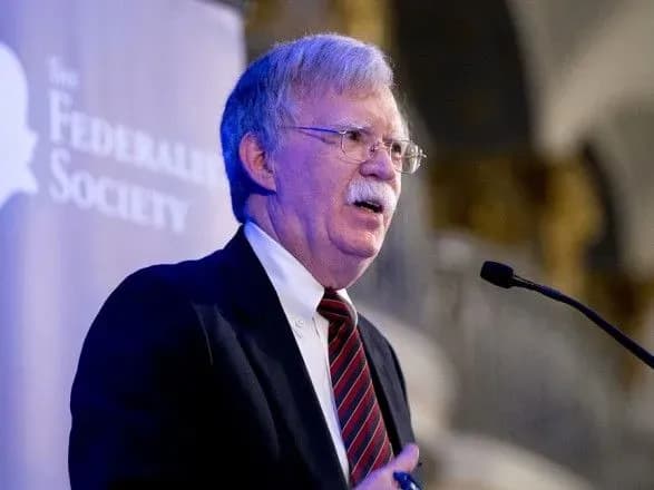 afp-bolton-ne-viklyuchiv-scho-druga-zustrich-trampa-i-kim-chen-ina-vidbudetsya-do-kintsya-roku