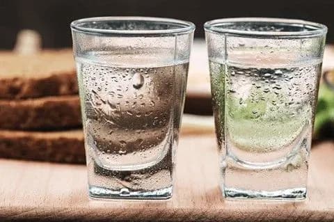 tretina-alkogolnogo-rinku-ssha-nalezhit-goriltsi