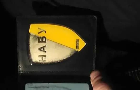 u-kiyevi-znayshli-marikhuanu-u-cholovika-yakiy-nazvavsya-detektivom-nabu