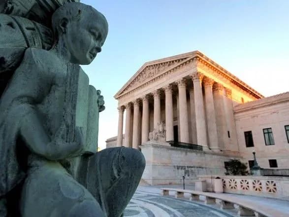 cnn-kandidata-do-verkhovnogo-sudu-ssha-zvinuvatili-u-domagannyakh