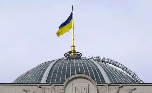 rada-poperedno-skhvalila-zakonoproekt-schodo-zakhistu-pidpriyemtsiv-vid-bezdiyalnosti-dozvilnikh-organiv