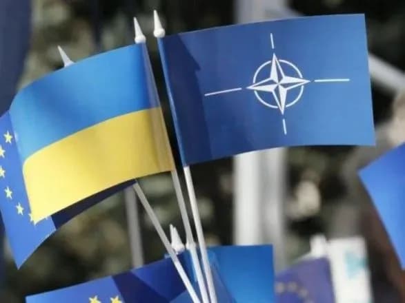 rada-napravila-do-ksu-zakonoproekt-pro-zakriplennya-kursu-ukrayini-na-yes-i-nato