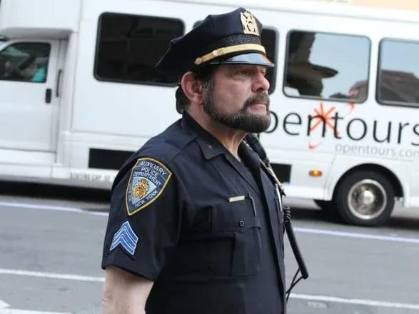 zhinka-poranila-nozhem-trokh-nemovlyat-v-yaslakh-u-nyu-yorku