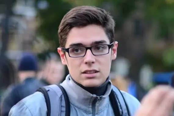 zamakh-na-aktivista-ustimenka-v-odesi-pidozryuvanogo-vzyali-pid-vartu