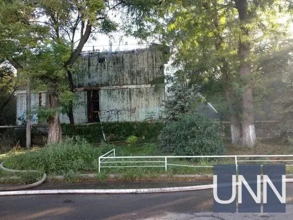 v-odesi-prodovzhuyut-gasiti-pozhezhu-u-sanatoriyi-chervoni-zori