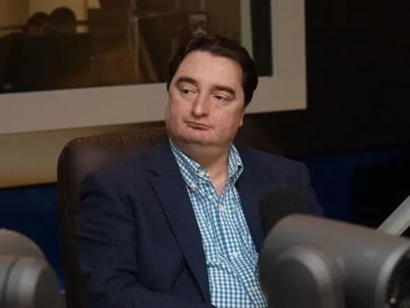 guzhva-zayaviv-scho-vlada-avstriyi-nadala-yomu-pritulok