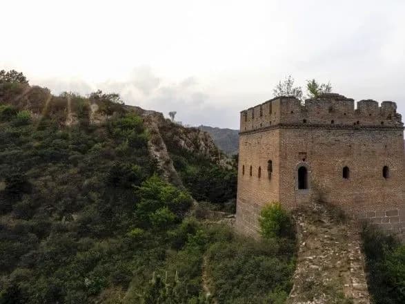 u-kitayi-viyavili-starodavni-elementi-viyskovoyi-oboroni