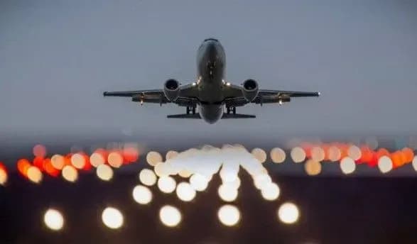 cherez-vibukhi-na-skladakh-boyepripsiv-na-chernigivschini-zakrili-aviaprostir