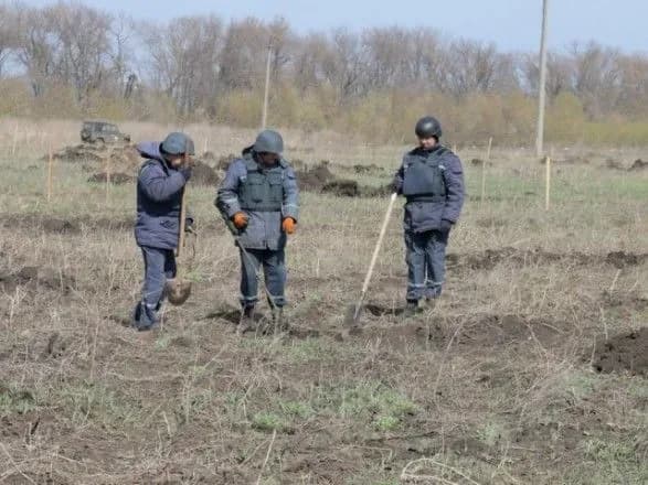 dsns-planuye-rozminuvati-teritoriyu-navkolo-6-go-arsenalu-do-15-grudnya