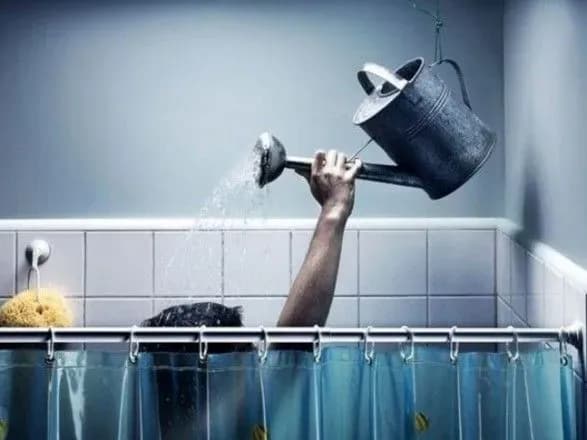 kiyani-khochut-abi-u-stolitsi-zyavilas-vulitsya-svidkiv-garyachoyi-vodi