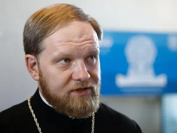 u-rpts-zayavili-scho-yiyi-parafiyani-ne-zmozhut-molitisya-v-khramakh-konstantinopolya-na-afoni