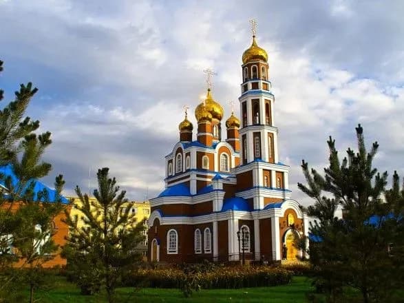 mitropoliya-v-kazakhstani-takozh-rozrivaye-vidnosini-z-konstantinopolem