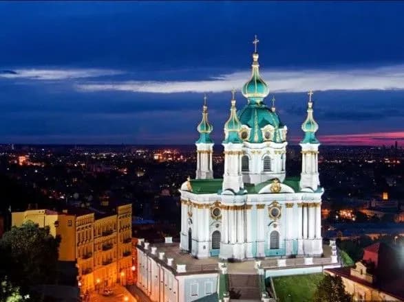 u-andriyivskiy-tserkvi-pratsyuvatime-predstavnitstvo-konstantinopolya-prezident