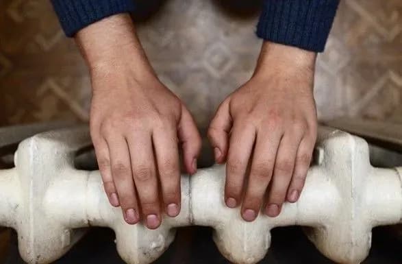 zhitlovi-budinki-u-stolitsi-pochali-pidklyuchati-do-opalennya