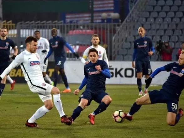 mariupol-u-matchi-z-dvoma-viluchennyami-peremig-zoryu