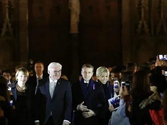 makron-i-shtaynmayer-dali-start-urochistostyam-na-chest-100-richchya-zakinchennya-pershoyi-svitovoyi-viyni