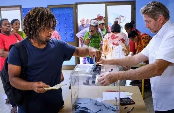 u-noviy-kaledoniyi-ne-pidtrimali-nezalezhnist-vid-frantsiyi